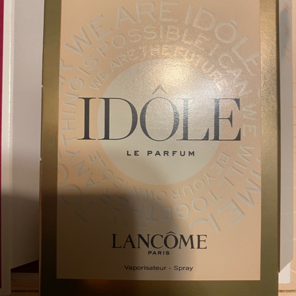 Assorted Fragrance Sample Set - Picture 12 of 12